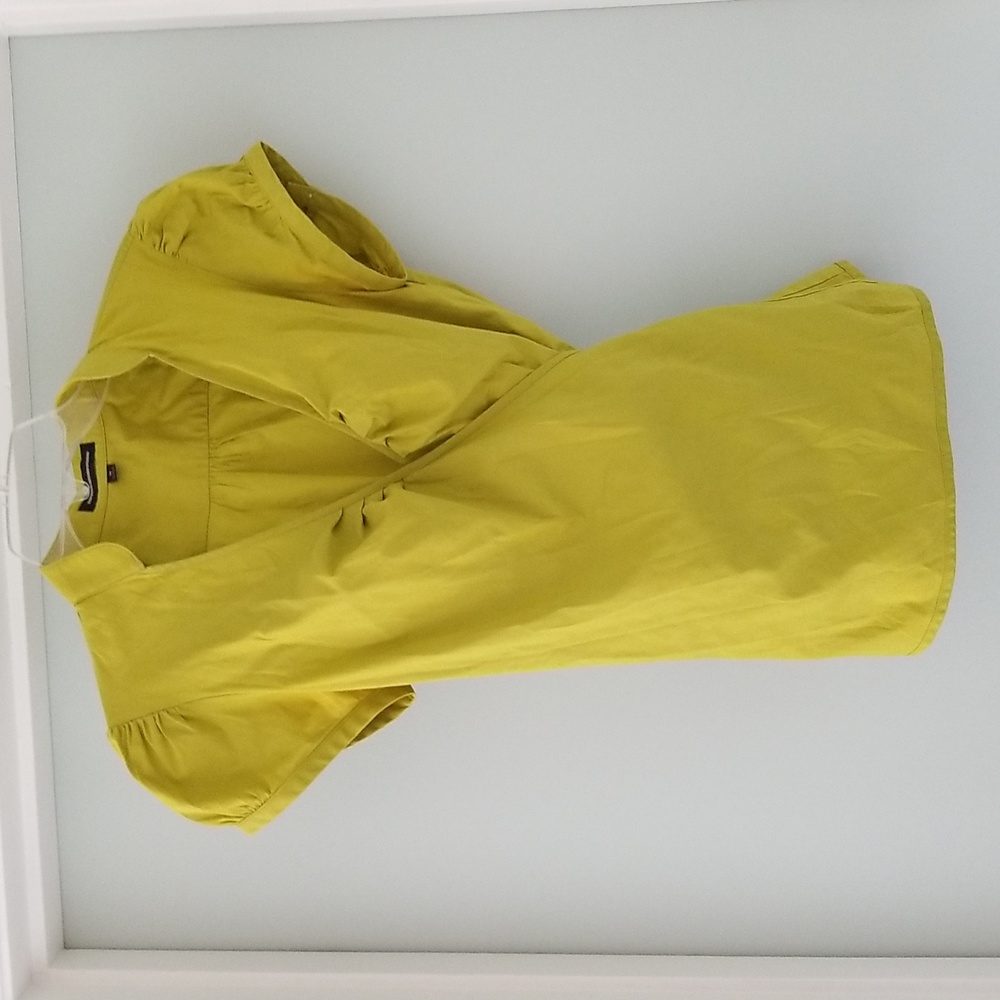 Express Design Studio Short Sleeve Lime Green Wrap Blouse with Tie Back Size M